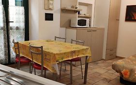 Bilocale Nella Vecchia Citta' Di Mentone