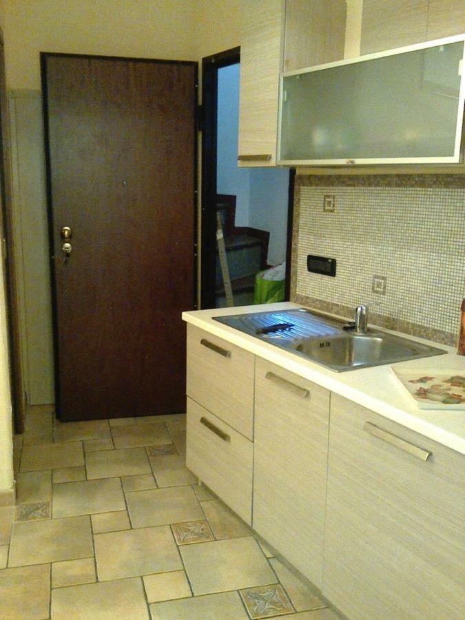Appartement Bilocale Nella Vecchia Citta' Di Mentone Extérieur photo