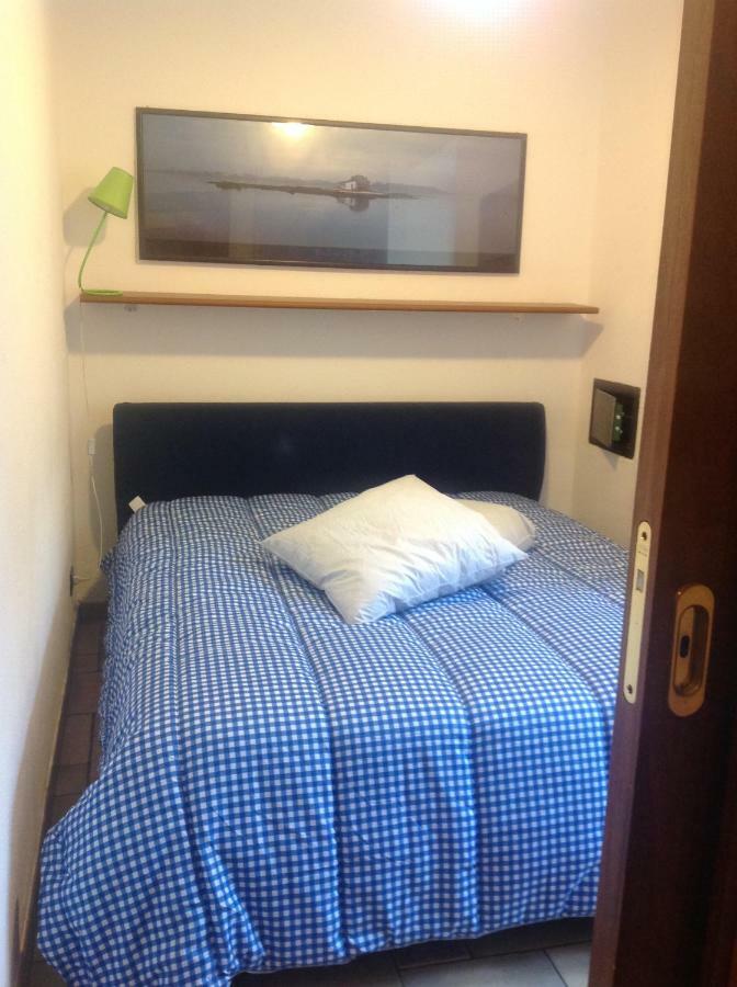 Appartement Bilocale Nella Vecchia Citta' Di Mentone Extérieur photo